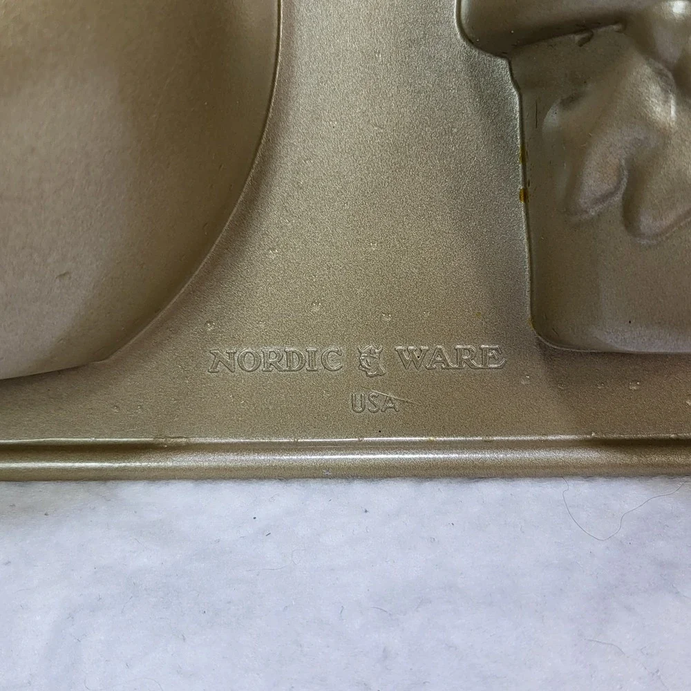 Nordic Ware‎ Snowman Cake Mold Pan Christmas 3D 10 Cup Williams Sonoma USA Made